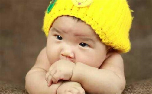 吴姓女孩起名指南：稳重大气名字大全(422个)