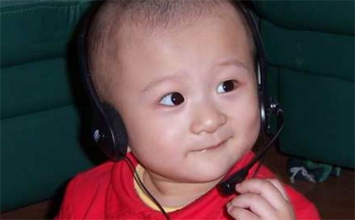 5个黄姓才华横溢的女宝宝名字推荐，附五行分析