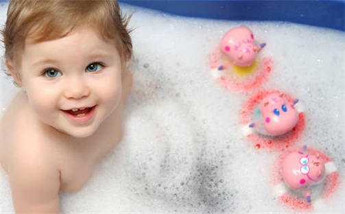 2026.02.24生的吴姓男宝宝取名常见误区与高分名字推荐