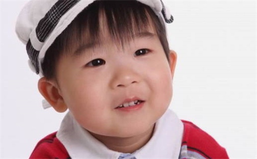 刘姓男宝宝取名大全：意境深远好听的名字446个