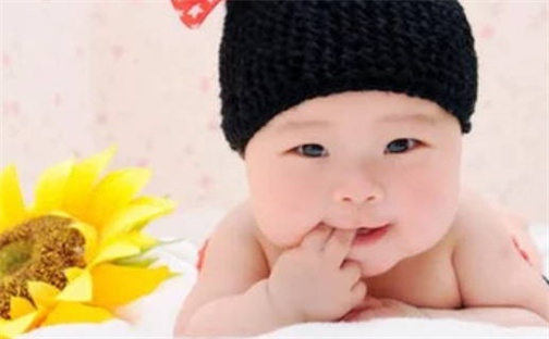 胡姓2026年04月06日出生的男孩子五行缺什么？如何科学取名